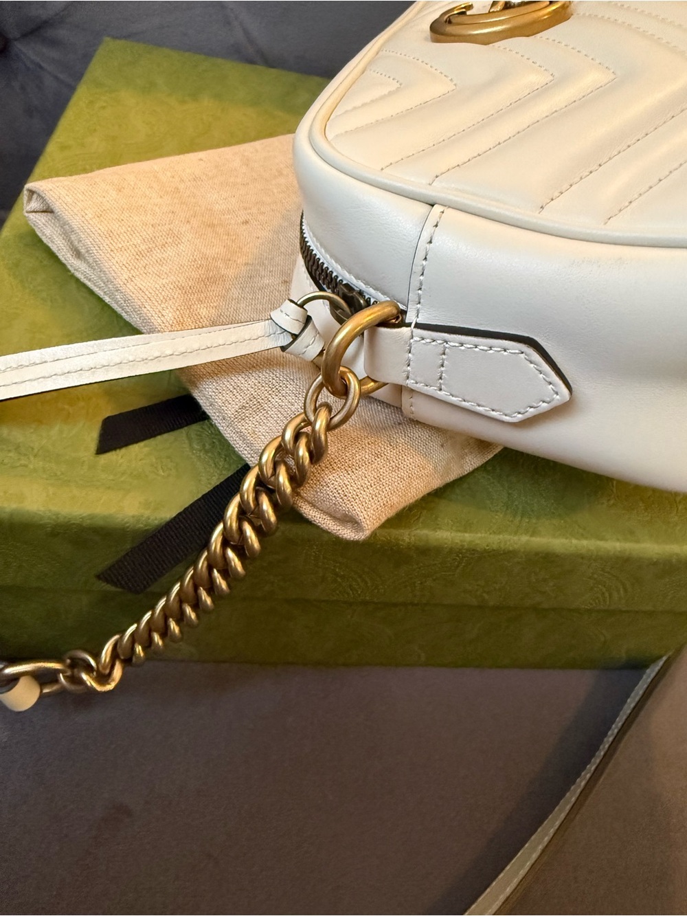 🔥Like New Gucci GG Shoulder Bag Gray Camera Marmont Chevron Quilted 🔥 - Picture 9 of 17